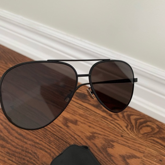 AUTHENTIC - SAINT LAURENT - Aviator sunglasses - Picture 3 of 5